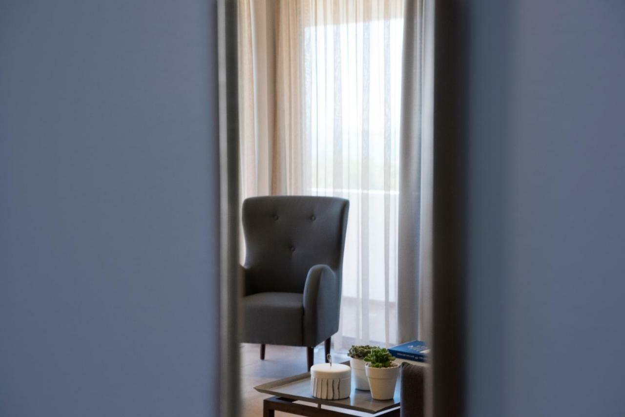 玛里娜阿利莫斯公寓酒店 雅典 外观 照片